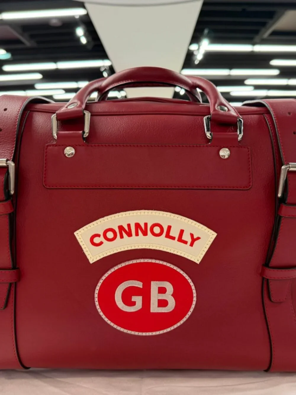 Connolly USED Red Sports Grip Bag with Badges
